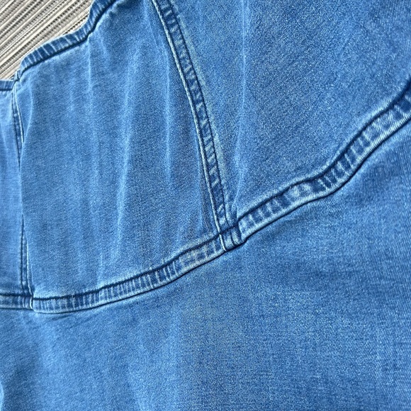 👋🎯NWOT FP We The Free Highlands Denim Mini Skirt Blue Size 4 - Picture 5 of 12